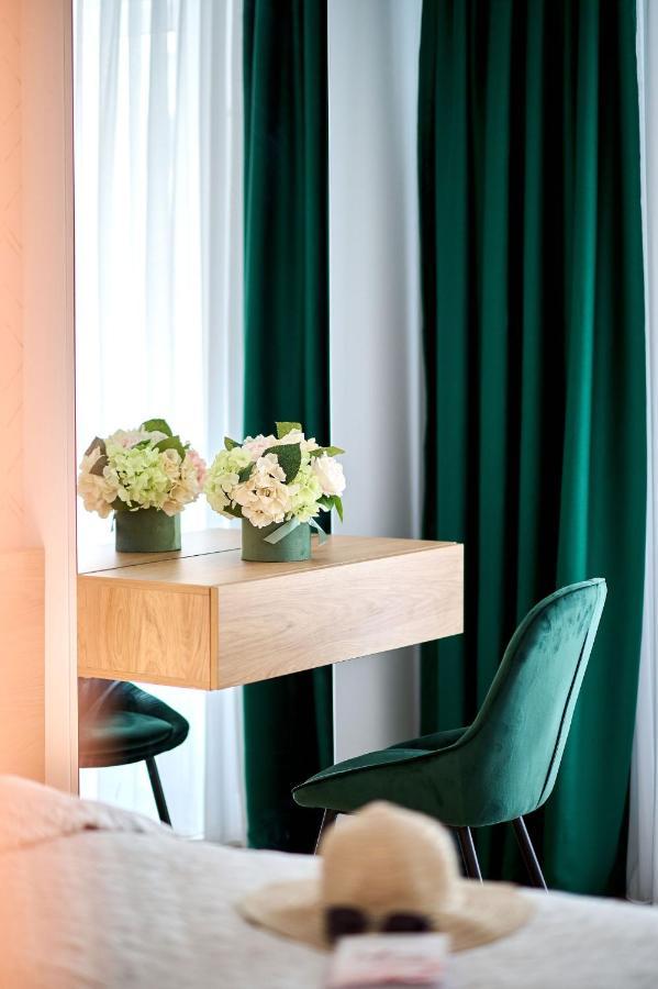 Vlezal Apartment Spa&Pool Beach Resort Mamaia Εξωτερικό φωτογραφία